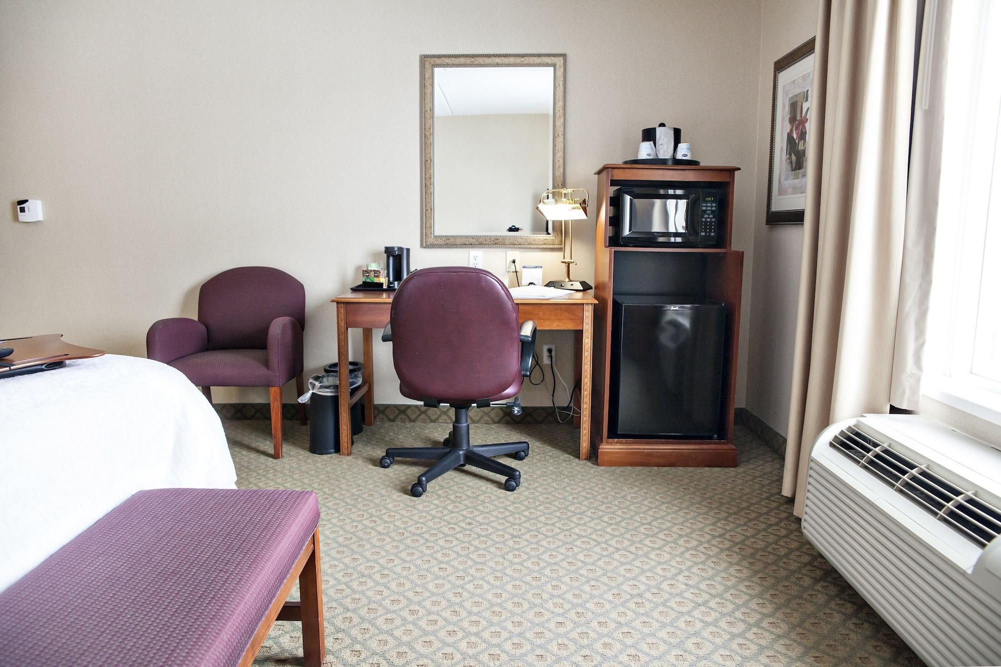 Express & Southeast By Ihg Kitchener
