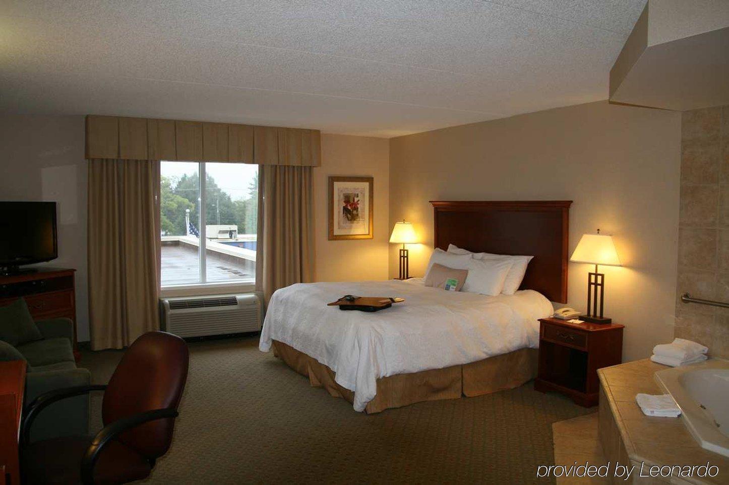 Express & Southeast By Ihg Hotel 3*
